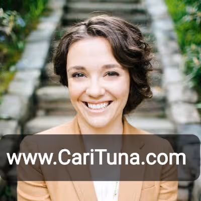 Item #82495113817262365552535596819589610898048520807255728411914320601902252818433 Media