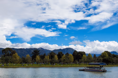 Item #18947357463558083308743301085332703717298258712978794536174415201087470436353 Media