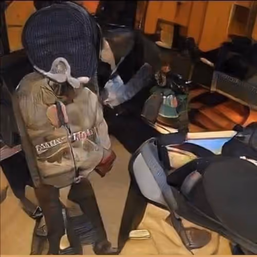 Item #115553227146233345377197729097476921709669513453462463359504288828807396196353 Media