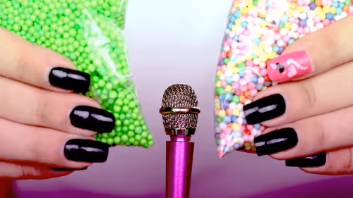 Item #43291947580418388530220176562097896641577478294017941569783936557345167901672 Media