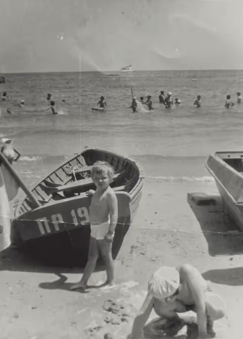 Item #22582725566011004749853922333802004949774692128407186288597624397175925506049 Media