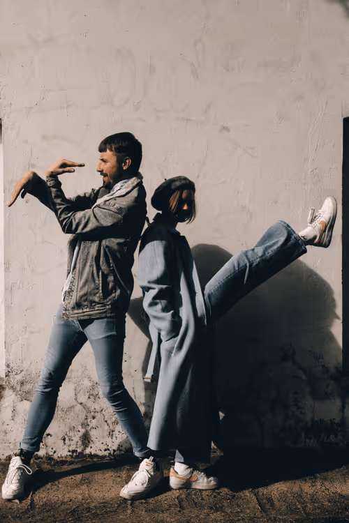 Item #88366683521027868072539568157798482668280987352295721914948372183223589928961 Media