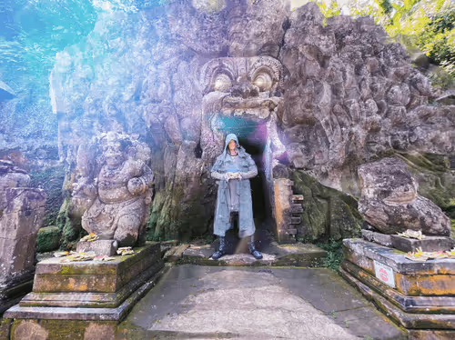 Item #83602917889072311038196738115952345562176890266904803816015414954751216844801 Media