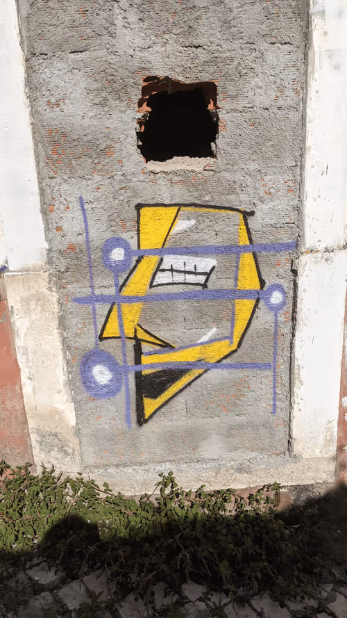 Item #94215832292937603743931502305601623569239549199141149758928575587790717190145 Media