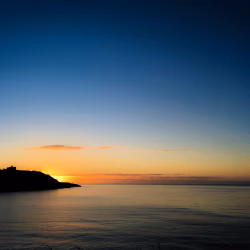 Item #91274470636514436070161234843496437826442201208181799870155788811904925827073 Media