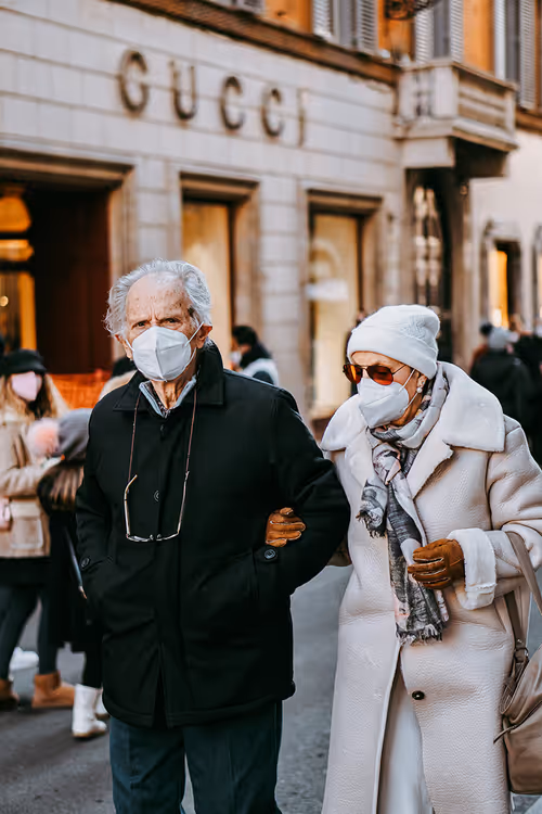 Item #24903874531350115991913359074638014120394763804843076394666794958843126218753 Media