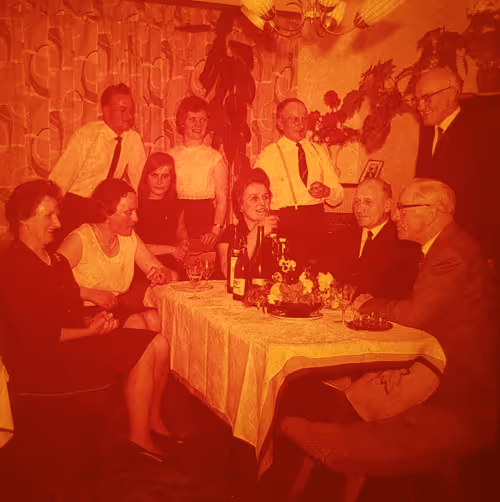 Item #99229842247812193492092246635526113316383887000586294441888985078919583498241 Media