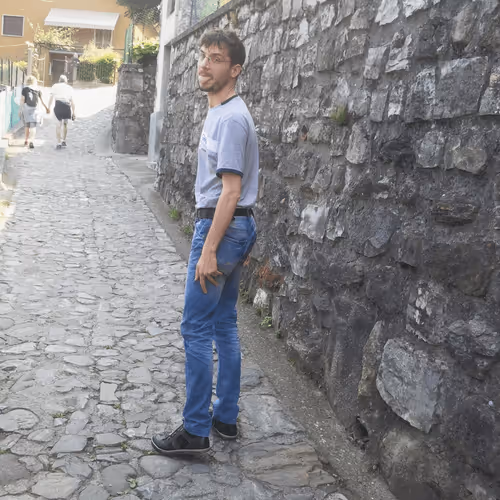 Item #47214077244790254150951228870277529554158353613299284939829940347546596540417 Media