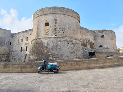 43505702085321246701285015339688837487321998718285252344027785099568763371521