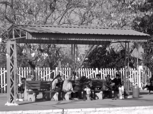 Item #109579018027133606473158902058456759875658318669045531735484408734026053976065 Media