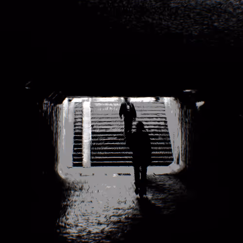 Item #43774880851031791315275588659252859228413123012691918780599256435396689526785 Media