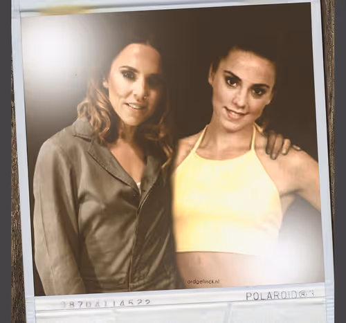 Item #16772908897123540299742037453982694632038886830556259731043723954357029306378 Media