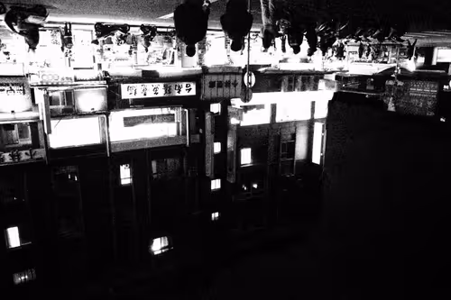 Item #40924867704625931810810432918766781072375131540904661553211691918467618832385 Media