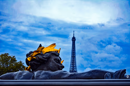 Item #110527260679406616687648876456332476743393224185300282858370831829957649367041 Media