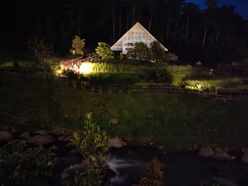 Item #98569267391680506919457616700134490071380342696939222931435909391977075965953 Media