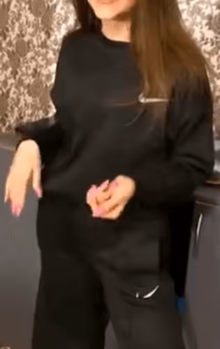 Item #111687379176541889816919328353036275918710560160410908362493498346151547502593 Media