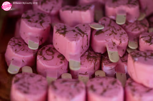 Item #21218919643484846679386017214105436286474954155539936946797714349085291446292 Media