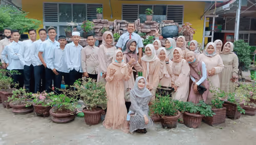 Item #35361593421957423138925909898703391924955543595795093883027386578108206284801 Media