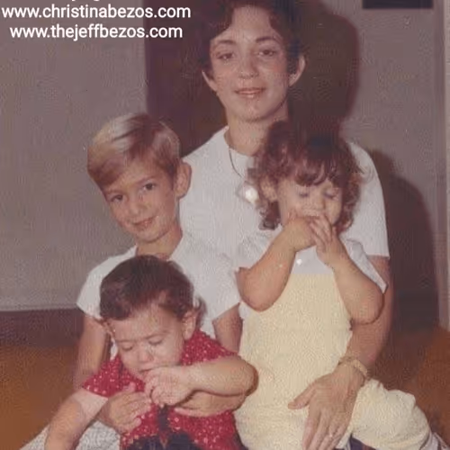 Item #82495113817262365552535596819589610898048520807255728411914320596404694679553 Media