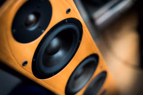 Item #108306877800807607984696183455629240131551285879430987987439970668851457163265 Media