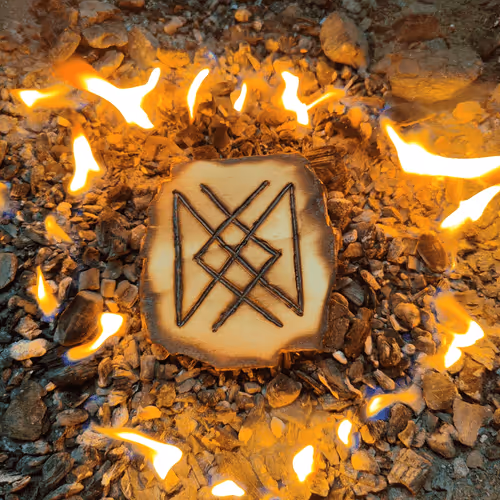 Item #85472263526065801944879449801491540893087919544551549706216223936894107385857 Media