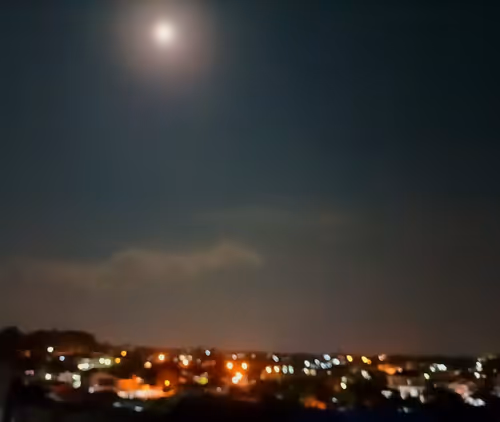 Item #37837909369823555079376321876607683334938098608696145656556243494319050194945 Media