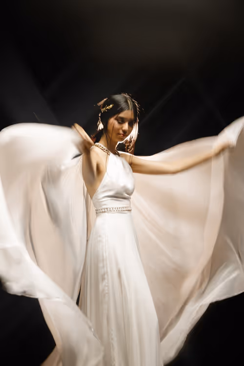 Item #17600324255155483974859458373841560495006206537746897922081710304417846132737 Media