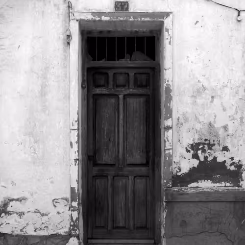 Item #20826329792801315252572666179429016405316869931745632091264530037618461638657 Media