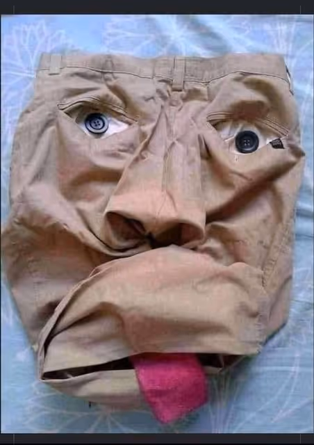 Item #103386144566683505733913497528939942045637296709922459891800665680454050906122 Media