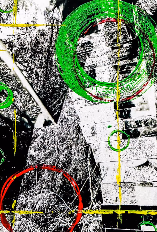 Item #2198541232743131370099378333160312463703673848311648586813958419385543557121 Media