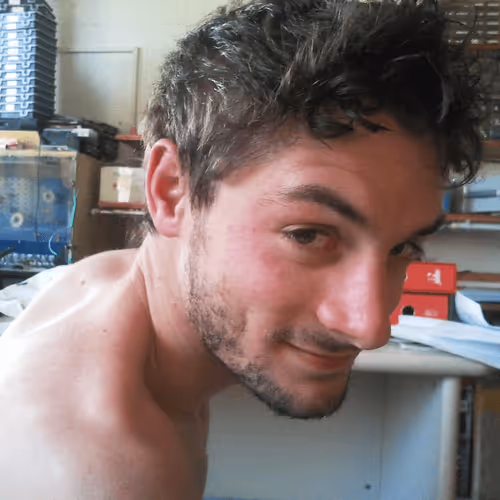 Item #47214077244790254150951228870277529554158353613299284939829940257386643062785 Media