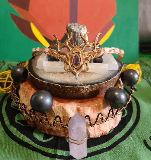 Item #42308540046866541539971940445397108885631946936136039124320588149291697045604 Media