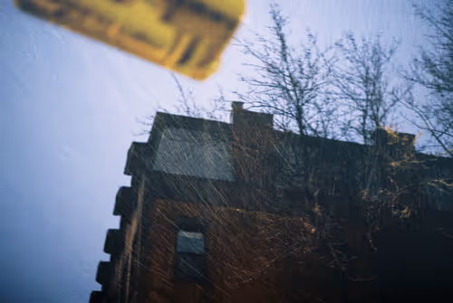 Item #56912664102505684401241846213257587603007609539773065122493917080166237995009 Media