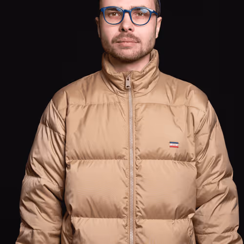 Item #26202328724934716092263654212685968714635064546074403937564445168598672999300 Media