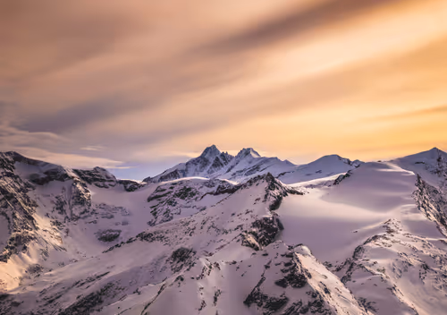 Item #26636344578717920692700769935313843753450649801489178954925375887837698719754 Media