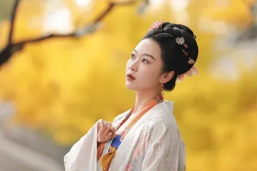 Item #60504825123795156460850440680045327638256735680672290215828937332285037871114 Media