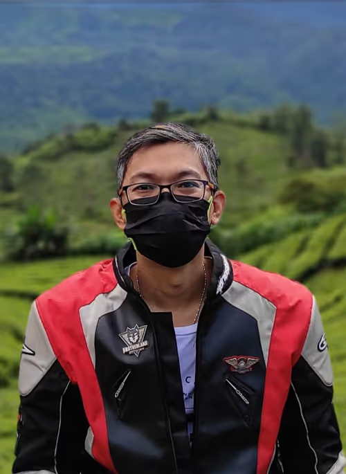 Item #5358929392379538394866164417863303897844163420848317947434669097389303791617 Media