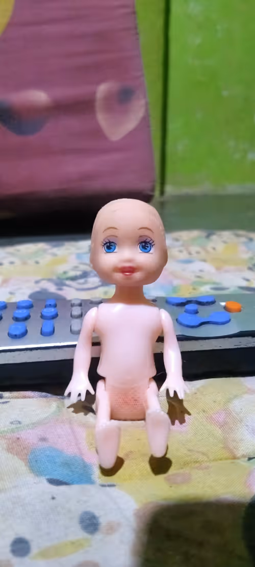 Item #33221436126685937214107554241783471936180518907109659540291722156308573454337 Media