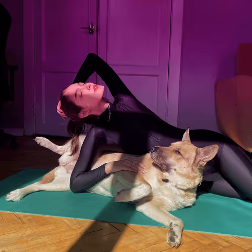 Item #10721478901713742275054814359553099375280541688591146570969408806782492475393 Media