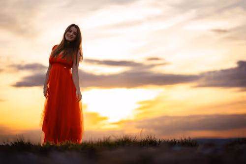 Item #33351075088338566798566477458938543198639802445758245669309951388551896629249 Media