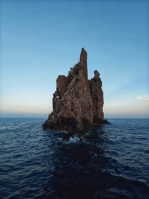 Item #25259754178929128668021212142103854096827800234344621965385529618925294190593 Media