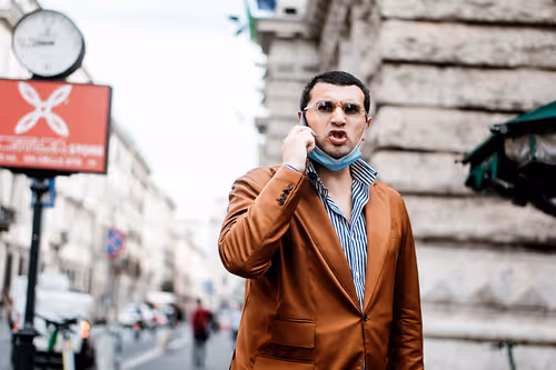 Item #24903874531350115991913359074638014120394763804843076394666794942350451802113 Media