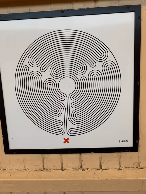 Item #4150753806870683774052548455547789890549256746747224210867065749331312119045 Media