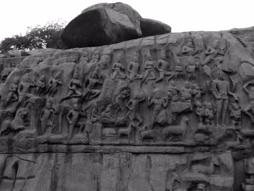 Item #109579018027133606473158902058456759875658318669045531735484408803295286525953 Media