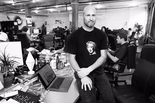 Item #6736733873276100771878427872874116491949098872357231185218843789531667234817 Media