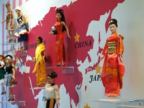 Item #61541705126151260829565597826561651426879786321483229008775396339961345081345 Media