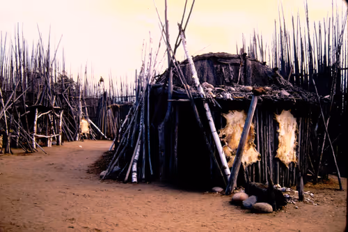 Item #113047771030127017240919341709485116586684509374101894410877815034888694267905 Media