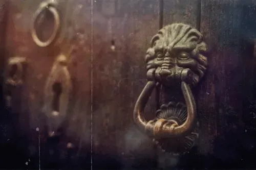 Item #95238282061309199788518551418458861049768828400763851869263328869909283209217 Media