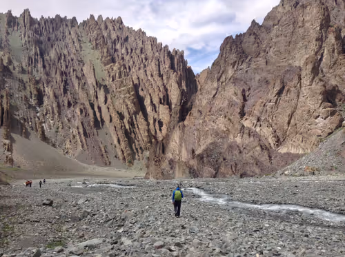 Item #3233823074399359610970953084722568434764563252235114872388184739567108096001 Media