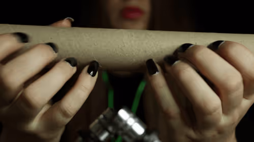 Item #43291947580418388530220176562097896641577478294017941569783936669495353933834 Media